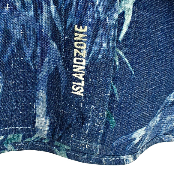 Tommy Bahama Island Zone Linen Shirt Size Medium Blue Indigo Evening Beach Aloha - Picture 8 of 13